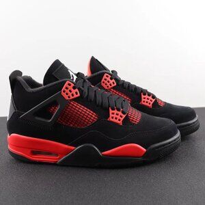 Air Jordan 4 - From the Court to the Streets